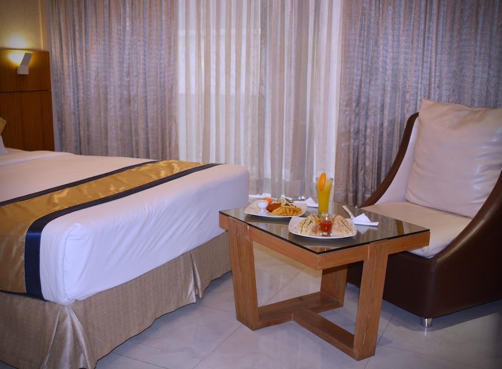 Asia Hotel & Resorts ธากา ภายนอก รูปภาพ